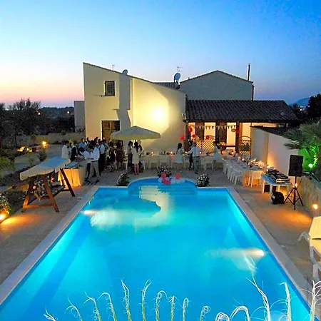 Bed & Breakfast Castellazzo 4*