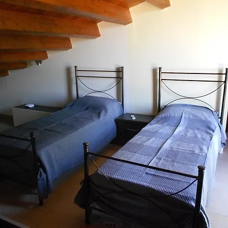 Castellazzo Bed and Breakfast 4*